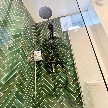 Grand Hyper Centre Wifi 罗德兹