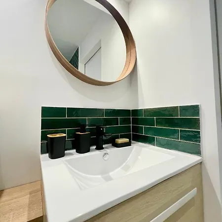 Grand Hyper Centre Wifi * Rodez